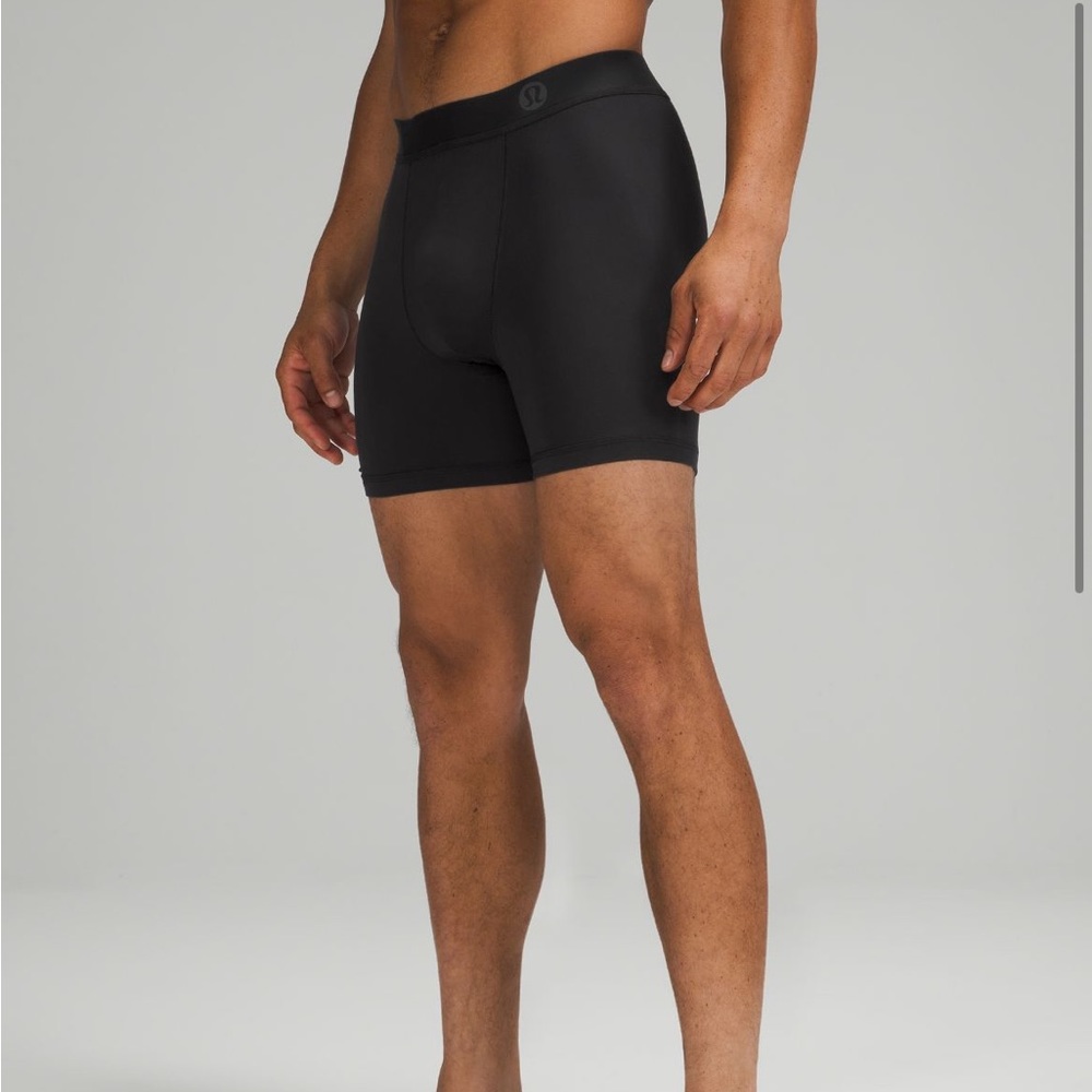 Lululemon pack of 5 size xs black underwear